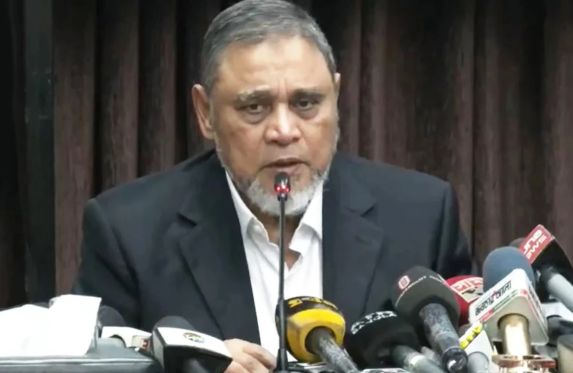 পর্যবেক্ষকদের নিরপেক্ষভাবে দায়িত্ব পালনের আহ্বান সিইসির